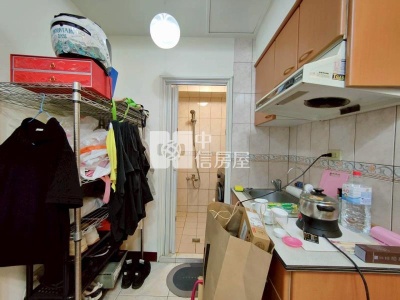 中壢SOGO旁摩登新貴套房房屋室內格局與周邊環境