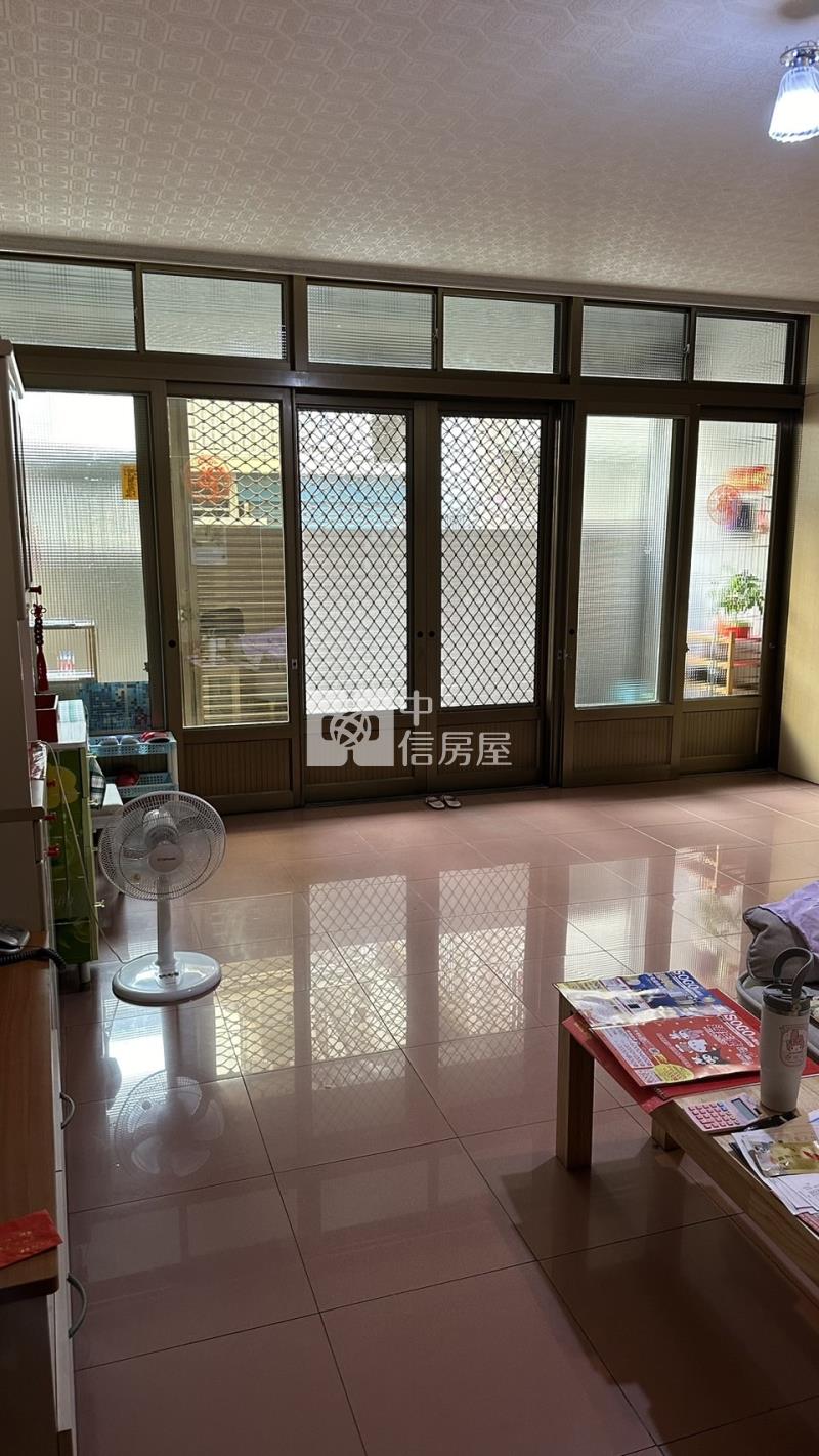 光明公園旁透天|近捷運A21房屋室內格局與周邊環境