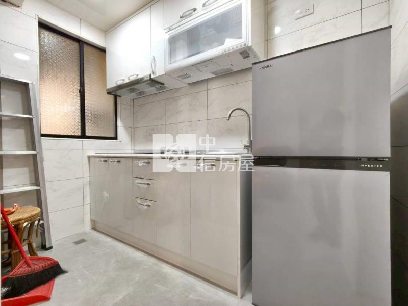 中壢體育園區全新整理2房房屋室內格局與周邊環境