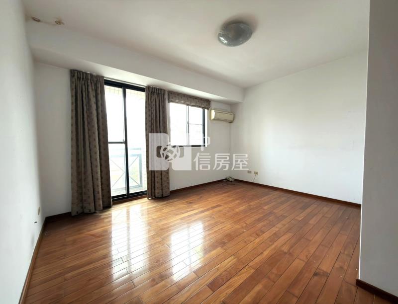 國泰桂冠大戶別墅房屋室內格局與周邊環境