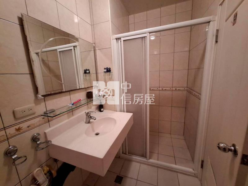 青城之間。大地坪靜巷透天房屋室內格局與周邊環境