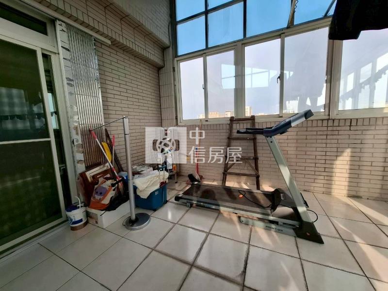 青城之間。大地坪靜巷透天房屋室內格局與周邊環境