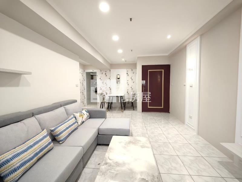 武陵高中.愛買.中山國小冠桃園三房車房屋室內格局與周邊環境