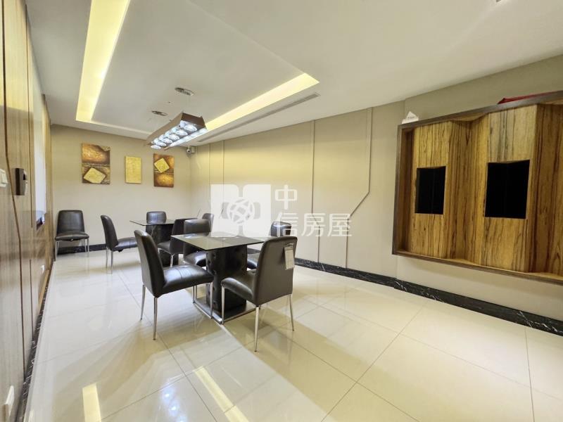 近南勢、66快速道路、湧光市場三面採光景觀3+1房車房屋室內格局與周邊環境