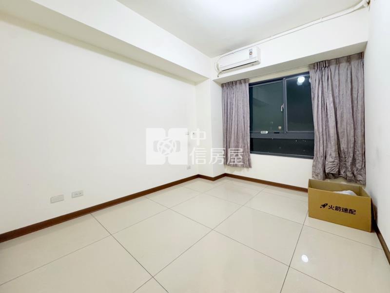 近南勢、66快速道路、湧光市場三面採光景觀3+1房車房屋室內格局與周邊環境