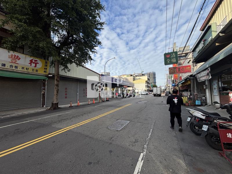 漢神洲際南側金商圈9米面寬商一建地房屋室內格局與周邊環境