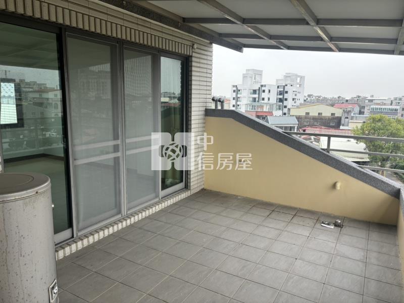 小新營特大地坪物美平車墅房屋室內格局與周邊環境