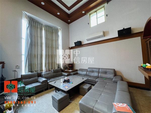 新港雙併合法農舍房屋室內格局與周邊環境