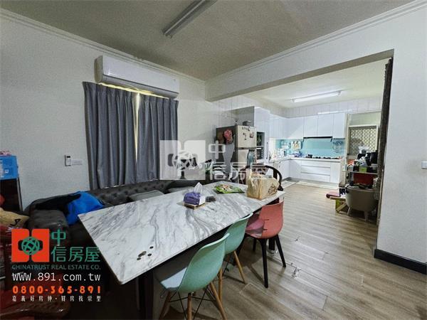 新港雙併合法農舍房屋室內格局與周邊環境