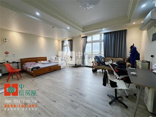 新港雙併合法農舍房屋室內格局與周邊環境