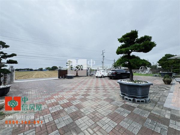 新港雙併合法農舍房屋室內格局與周邊環境