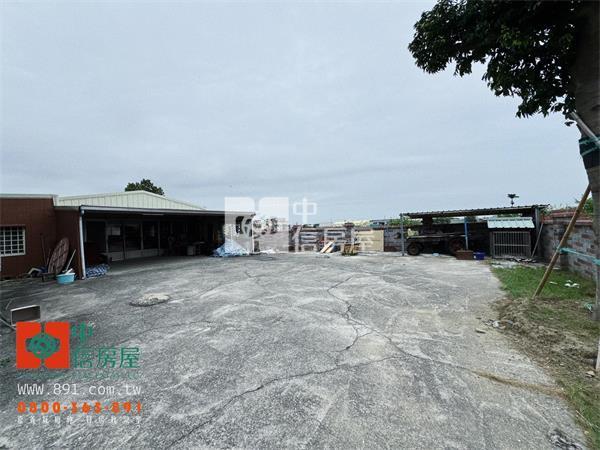 新港雙併合法農舍房屋室內格局與周邊環境