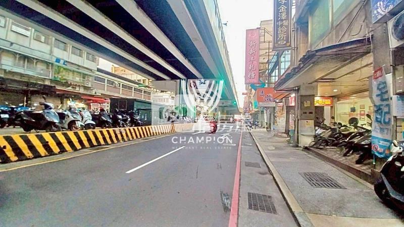 【冠軍】仁愛市場旁透店房屋室內格局與周邊環境