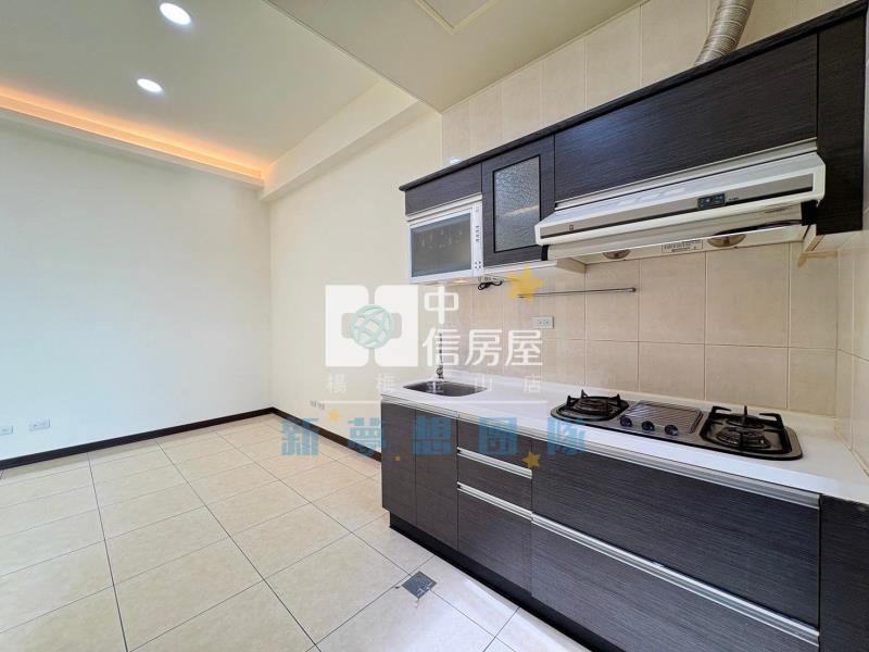 【新夢想】星光會館1+1房車景觀戶房屋室內格局與周邊環境