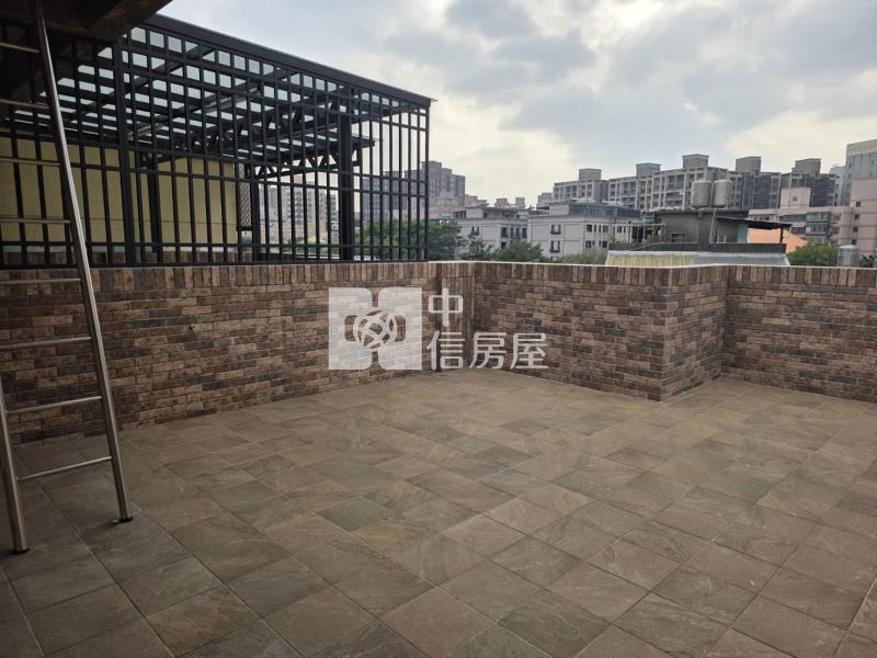 聯新醫院全新電梯別墅-1房屋室內格局與周邊環境