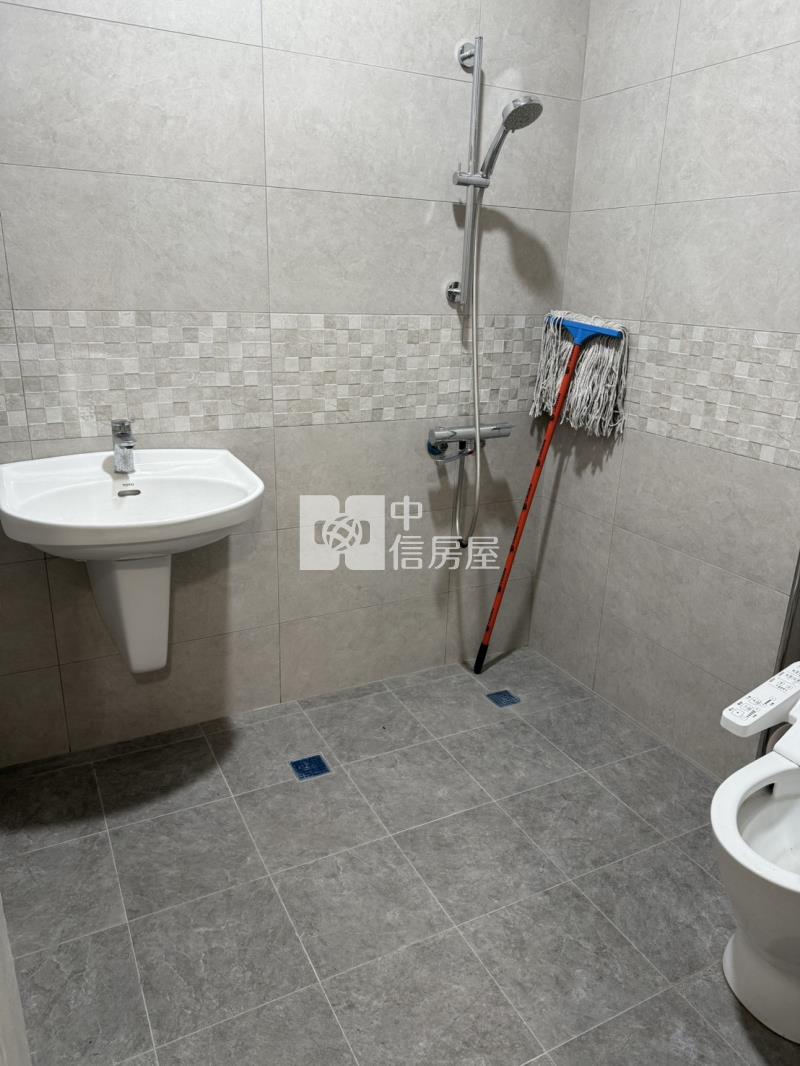 聯新醫院全新電梯別墅-2房屋室內格局與周邊環境