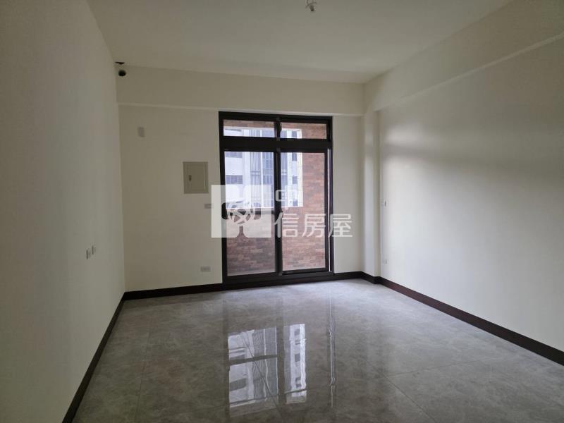 聯新醫院全新電梯別墅-2房屋室內格局與周邊環境