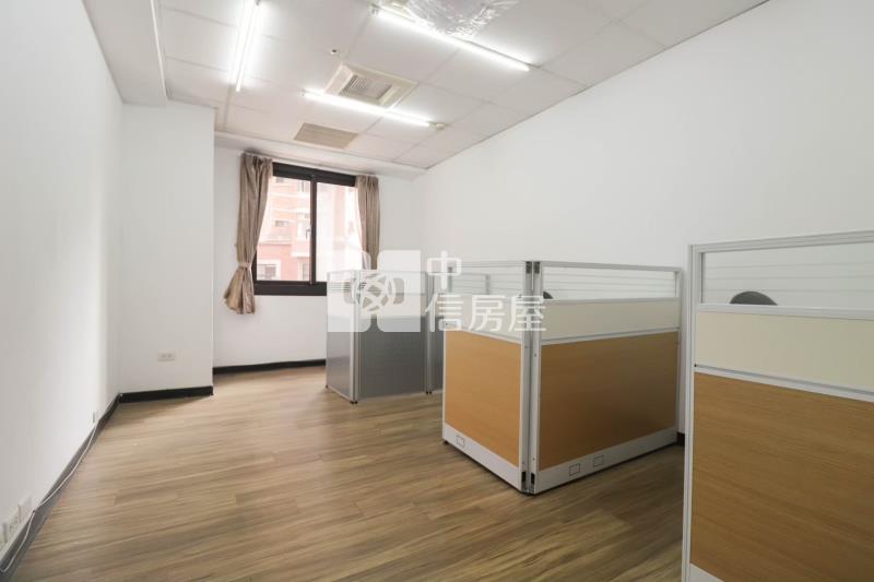 文心經典市政府捷運站旁商辦房屋室內格局與周邊環境