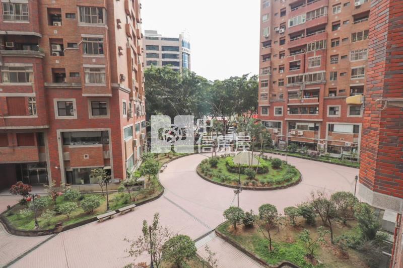 文心經典市政府捷運站旁商辦房屋室內格局與周邊環境