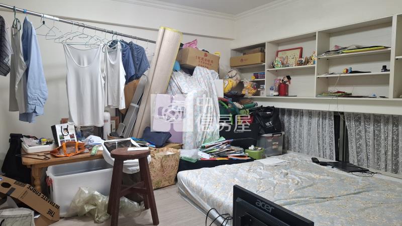 中壢林森國小樓中樓四房+平面車位房屋室內格局與周邊環境