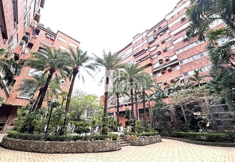 中壢林森國小樓中樓四房+平面車位房屋室內格局與周邊環境