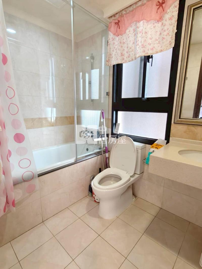 遠雄龍岡三房車房屋室內格局與周邊環境