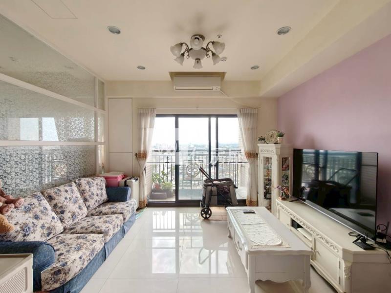 遠雄龍岡三房車房屋室內格局與周邊環境