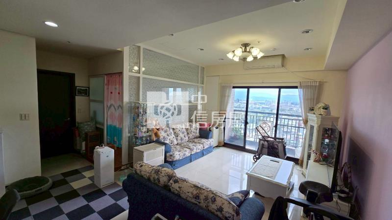 遠雄龍岡三房車房屋室內格局與周邊環境