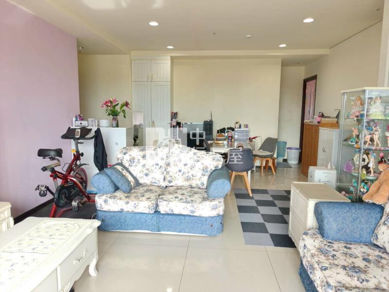 遠雄龍岡三房車房屋室內格局與周邊環境