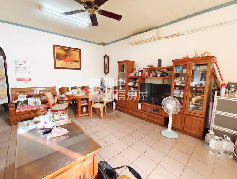 近好市多甲建合法美農舍房屋室內格局與周邊環境