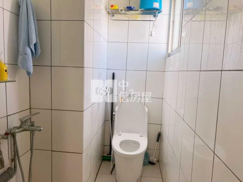 後站北帝國三房車 龍岡國小房屋室內格局與周邊環境