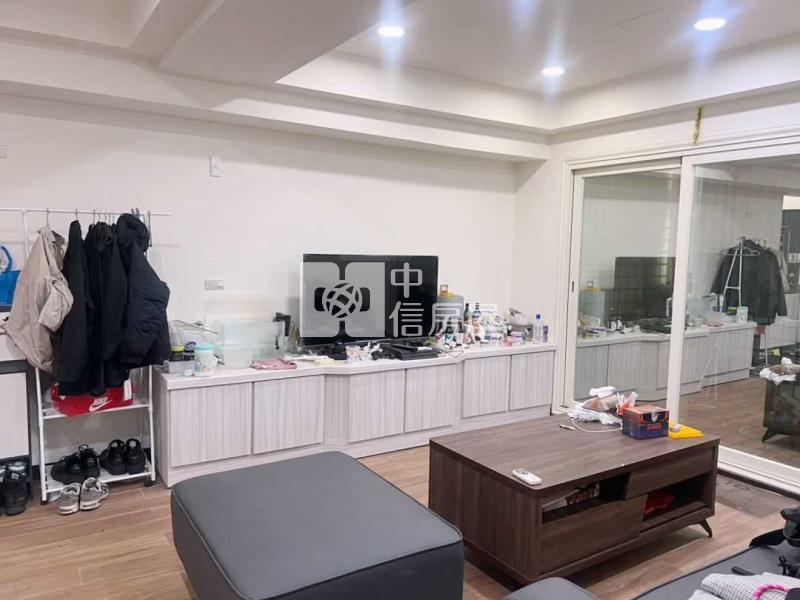 後站北帝國三房車 龍岡國小房屋室內格局與周邊環境