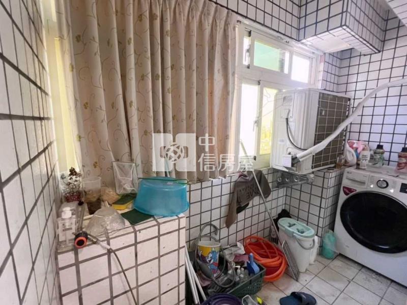 後站北帝國三房車 龍岡國小房屋室內格局與周邊環境