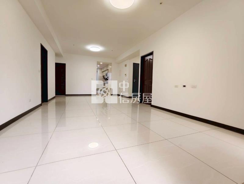 桃園後站善美館景觀四房雙車位房屋室內格局與周邊環境