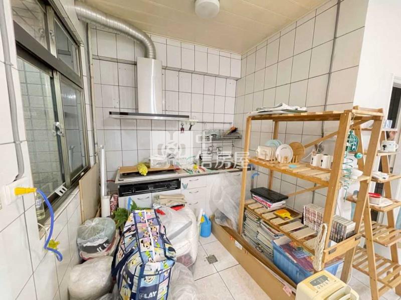 新勢公園鈔值兩房 翡翠宮庭房屋室內格局與周邊環境