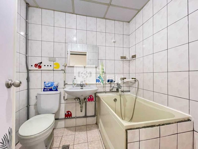 新勢公園鈔值兩房 翡翠宮庭房屋室內格局與周邊環境