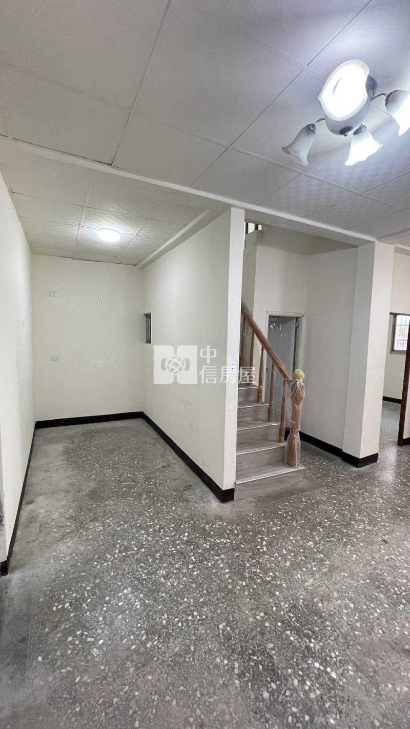 南亞技術學院龍昌路透天房屋室內格局與周邊環境