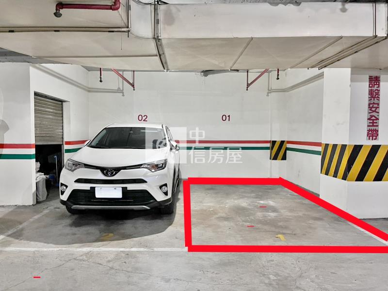 左右逢源3房平車露台戶房屋室內格局與周邊環境