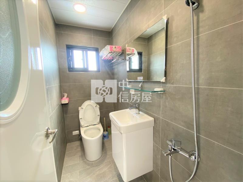 大寮江山路翻新3房美寓房屋室內格局與周邊環境