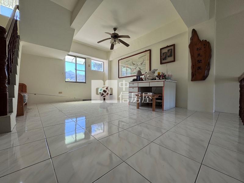 18度C度假別墅房屋室內格局與周邊環境