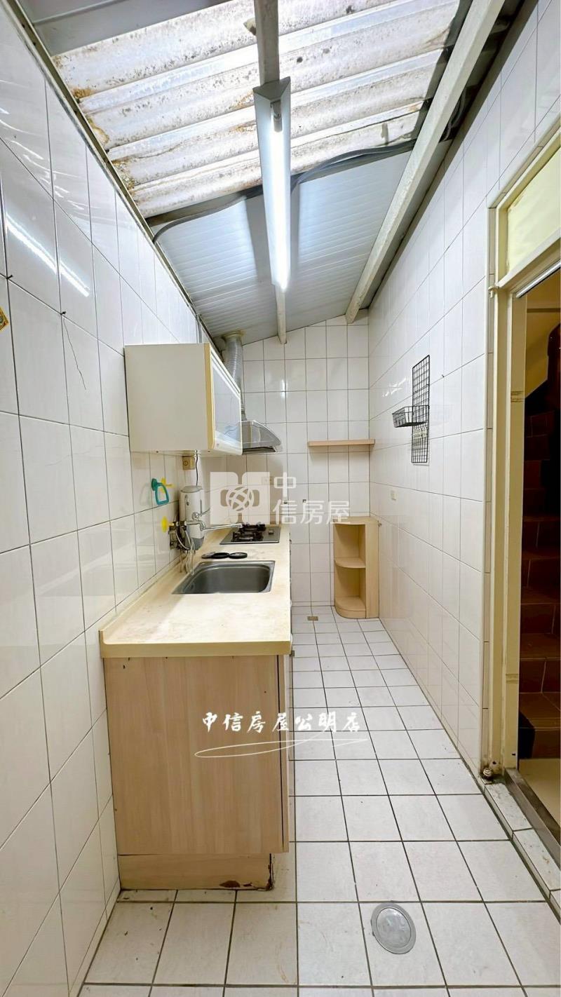 民雄左岸公園店墅房屋室內格局與周邊環境