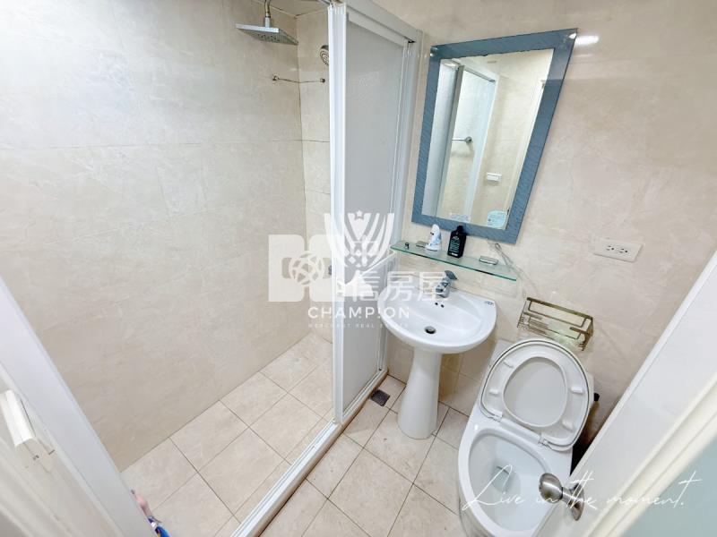 【冠軍】陽光綠大地四房朝外平車房屋室內格局與周邊環境