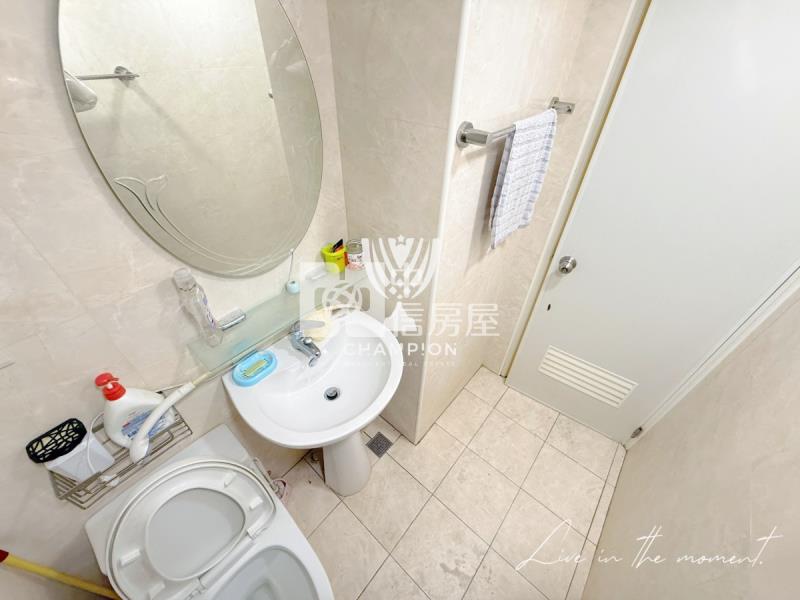 【冠軍】陽光綠大地四房朝外平車房屋室內格局與周邊環境