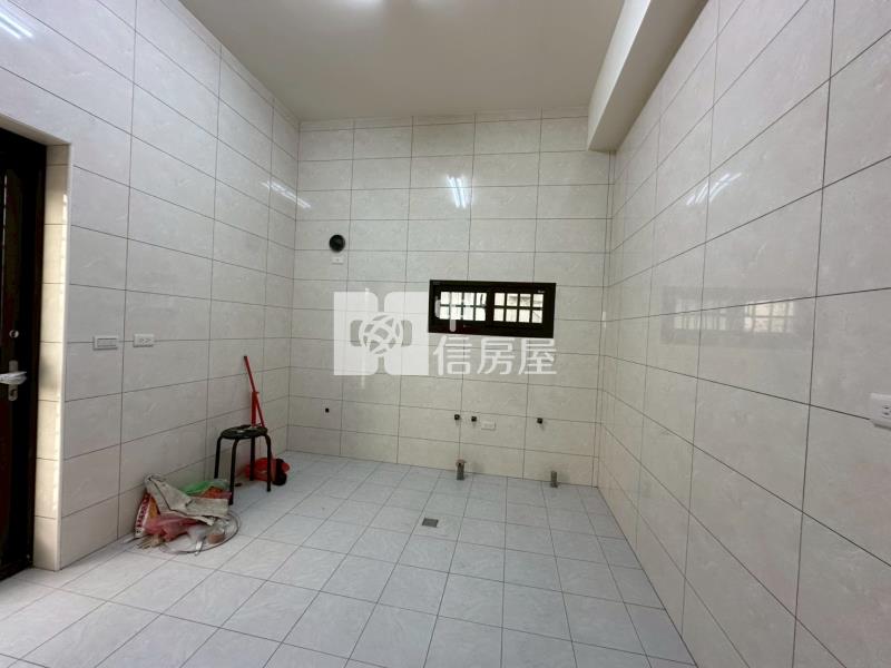 後龍大地坪合法農舍房屋室內格局與周邊環境