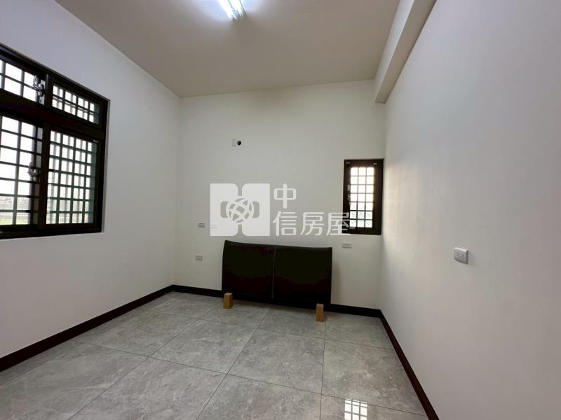 後龍大地坪合法農舍房屋室內格局與周邊環境