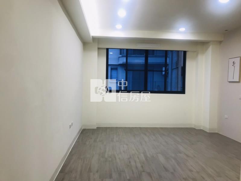 崇明學區時尚孝親車墅房屋室內格局與周邊環境