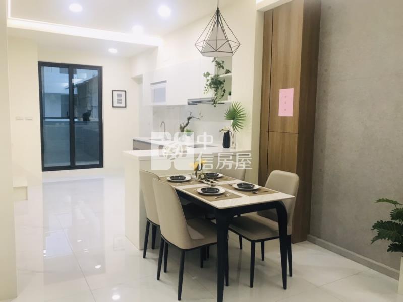 崇明學區時尚孝親車墅房屋室內格局與周邊環境