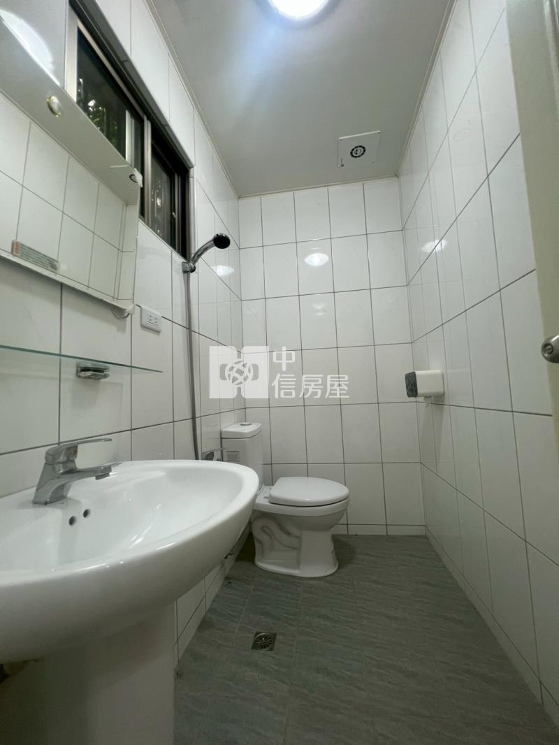 太平一樓挑高便宜美廈房屋室內格局與周邊環境