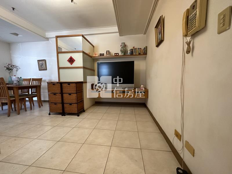 屏東房屋《東山河景觀2大房美樓》房屋室內格局與周邊環境