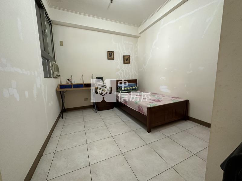 屏東房屋《東山河景觀2大房美樓》房屋室內格局與周邊環境